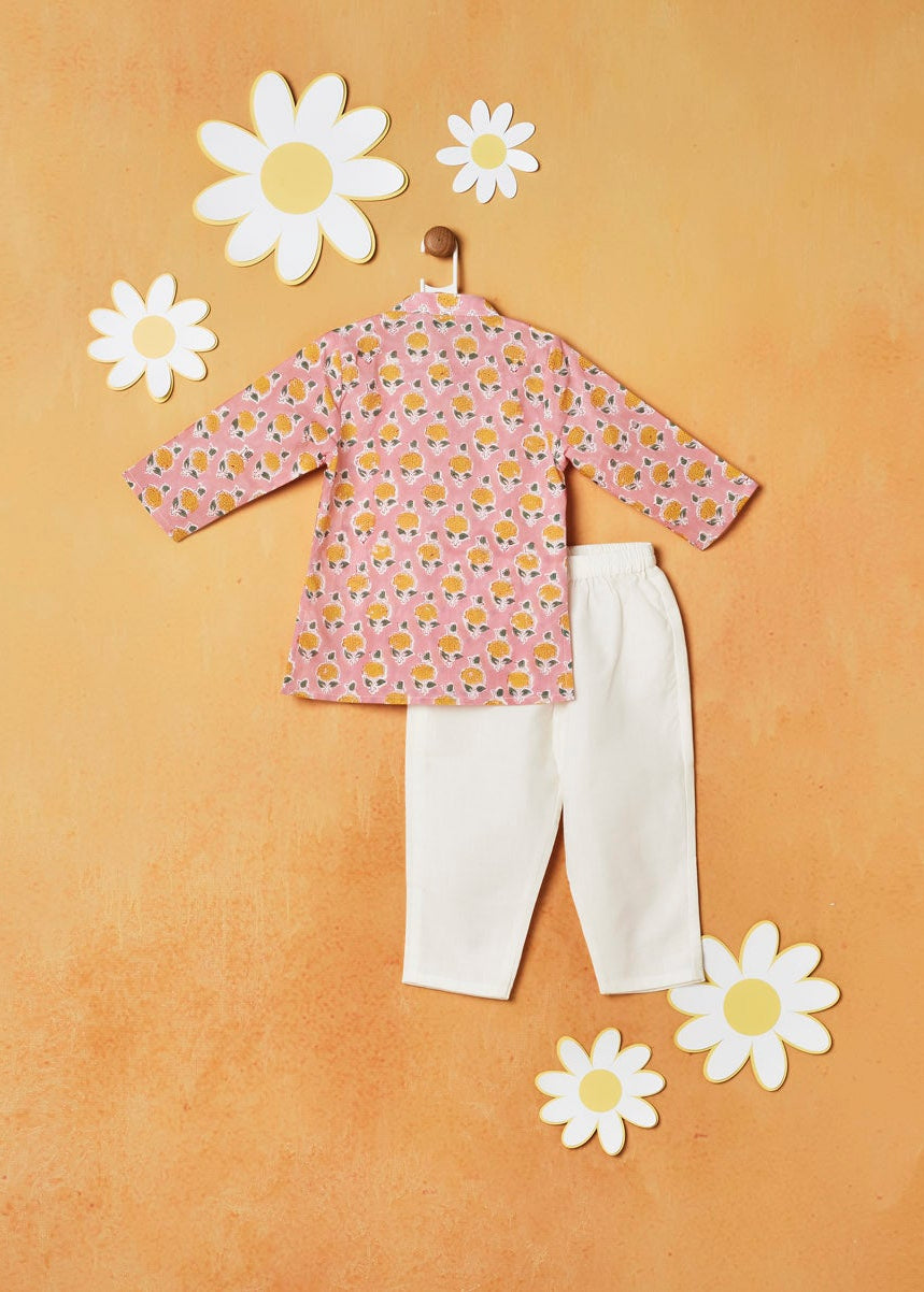 GENDA FLOWER KURTA SET