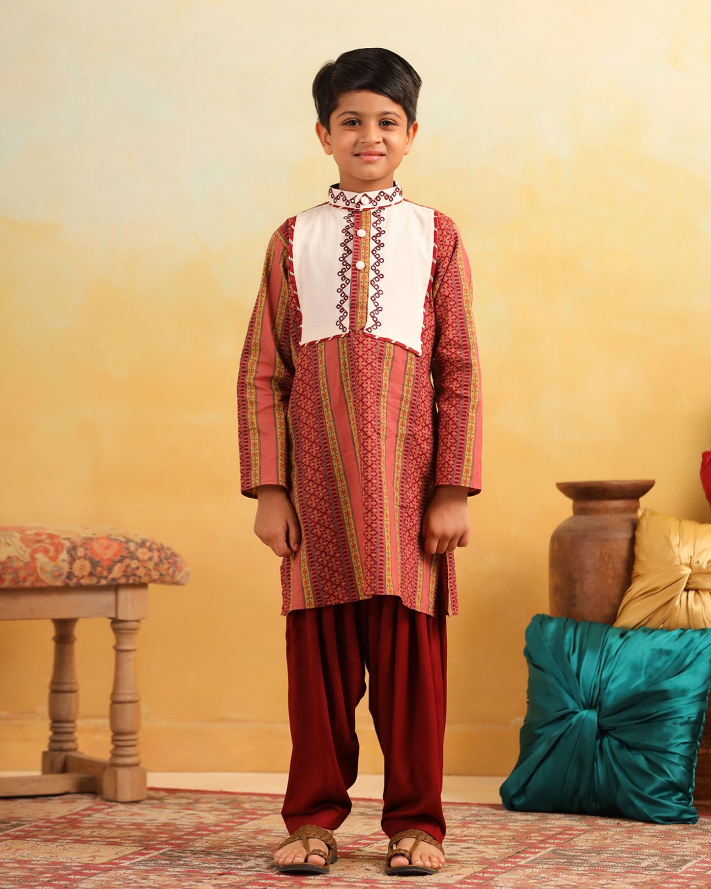 BOY 2 PC DHOLA MARU KURTA PATIYALA  SET- PEACHISH PINK