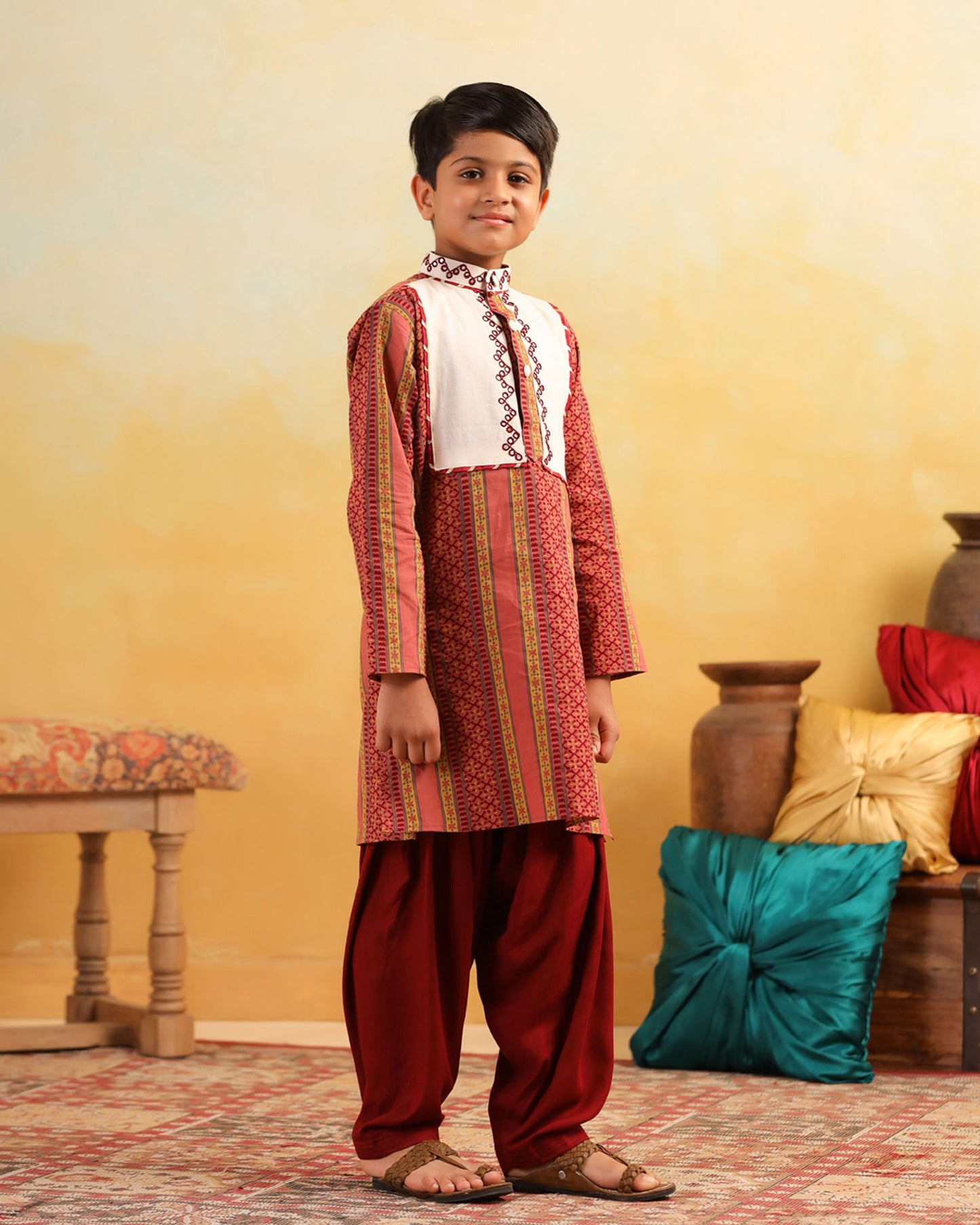 BOY 2 PC DHOLA MARU KURTA PATIYALA  SET- PEACHISH PINK