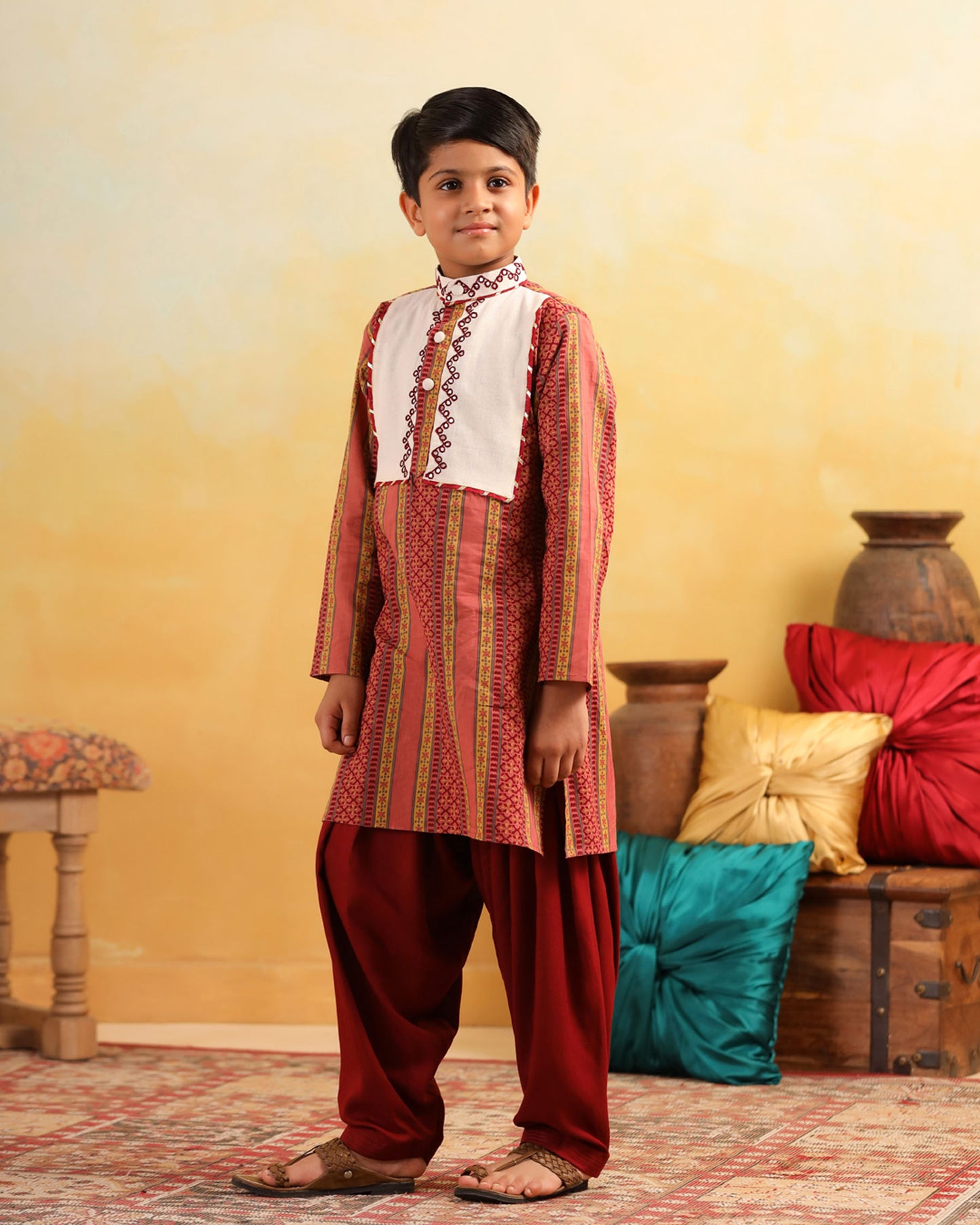 BOY 2 PC DHOLA MARU KURTA PATIYALA  SET- PEACHISH PINK