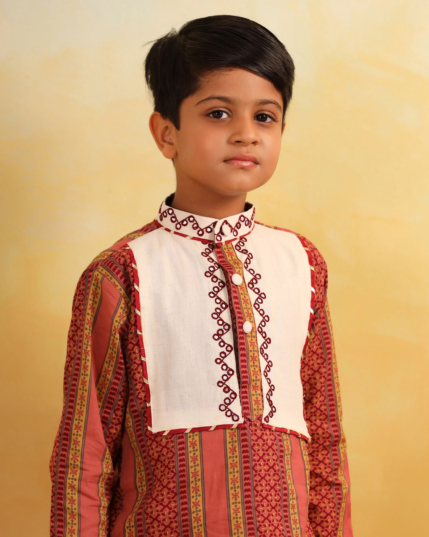 BOY 2 PC DHOLA MARU KURTA PATIYALA  SET- PEACHISH PINK
