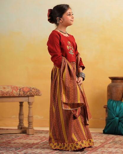 GIRL DHOLA MARU EMBROIDERED SKIRT SET