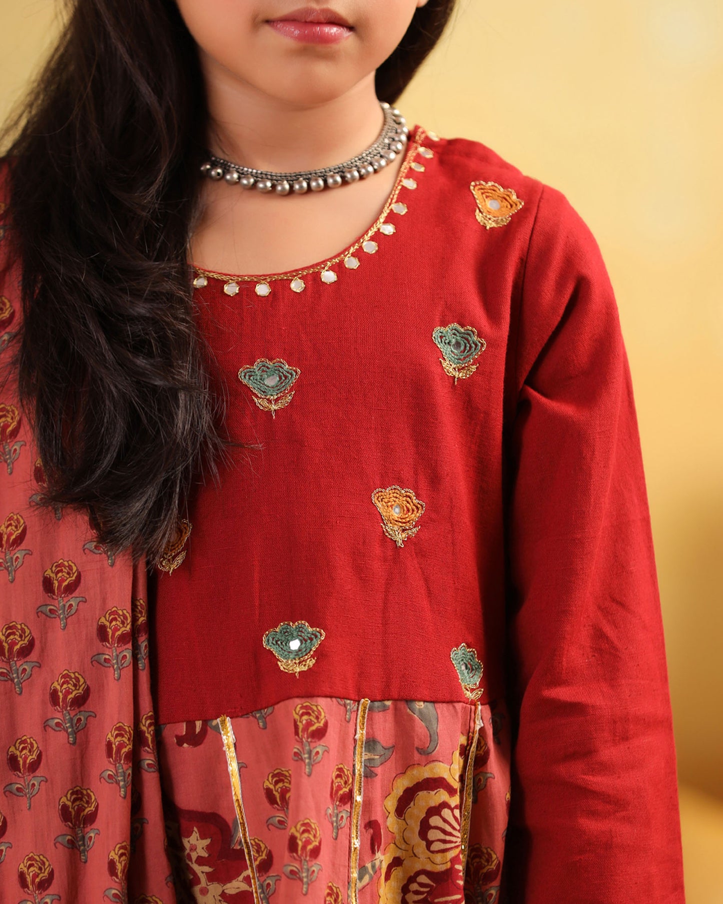 GIRL DHOLA MARU EMBROIDERED SKIRT SET