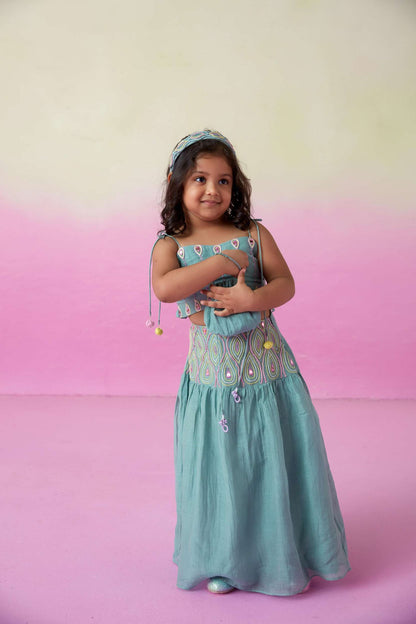 FEATHERLIGHT CLOUD SKIRT TOP SET
