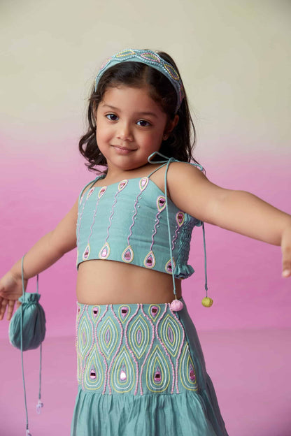 FEATHERLIGHT CLOUD SKIRT TOP SET