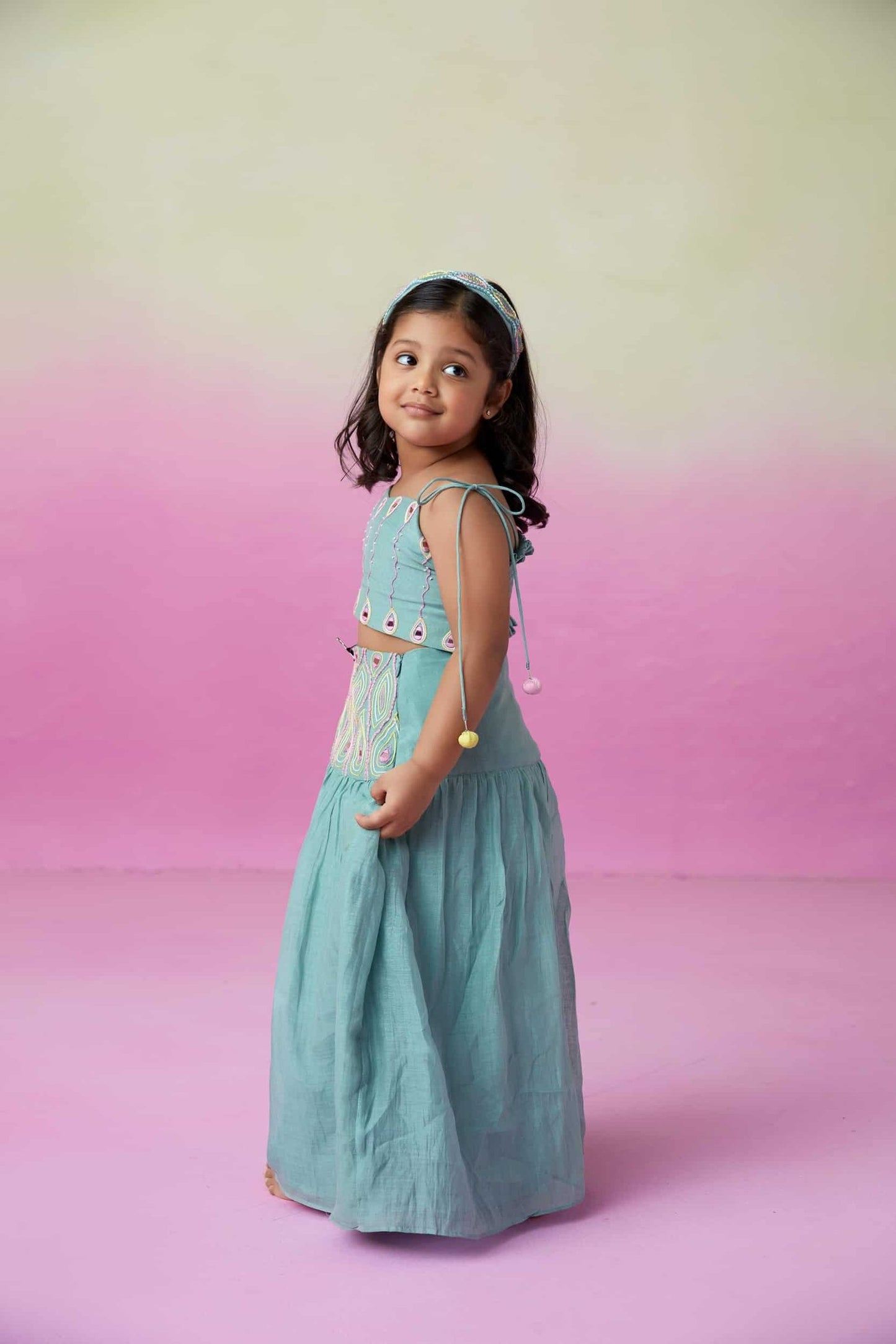FEATHERLIGHT CLOUD SKIRT TOP SET