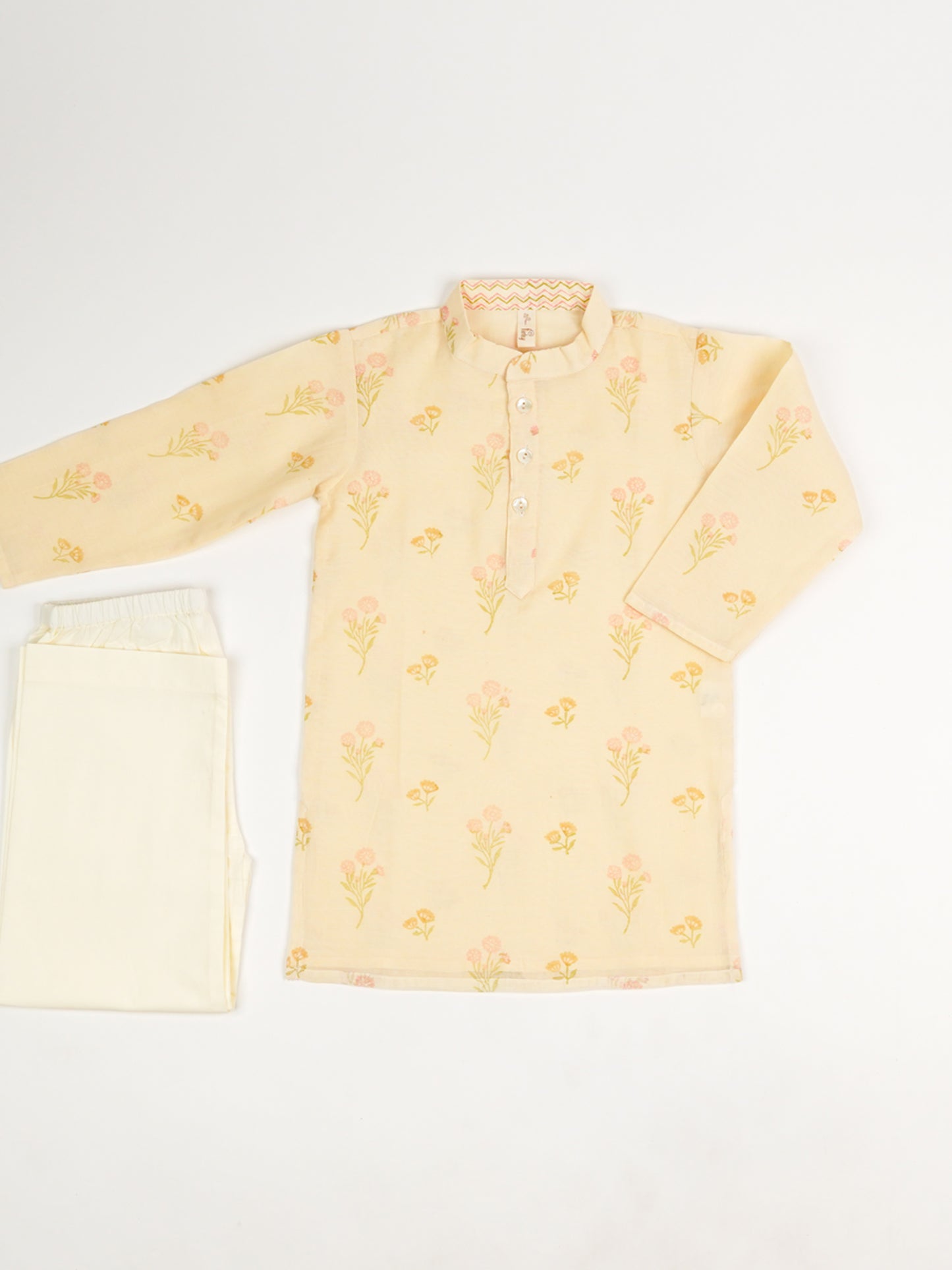 Gulbahaar Kurta Pyjama Set