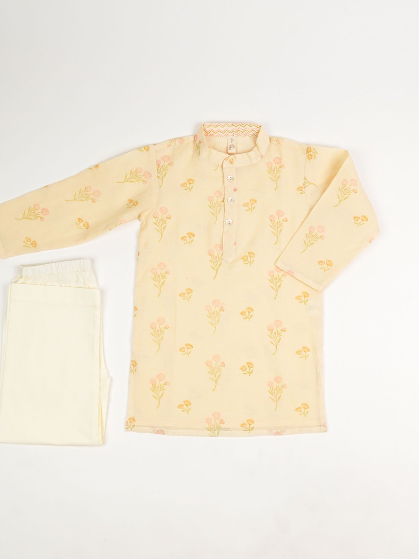 Gulbahaar Kurta Pyjama Set
