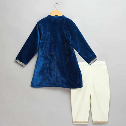 BLUE VELVET BANDHGALA EMBROIDERY SET WITH OFFWHITE TROUSERS