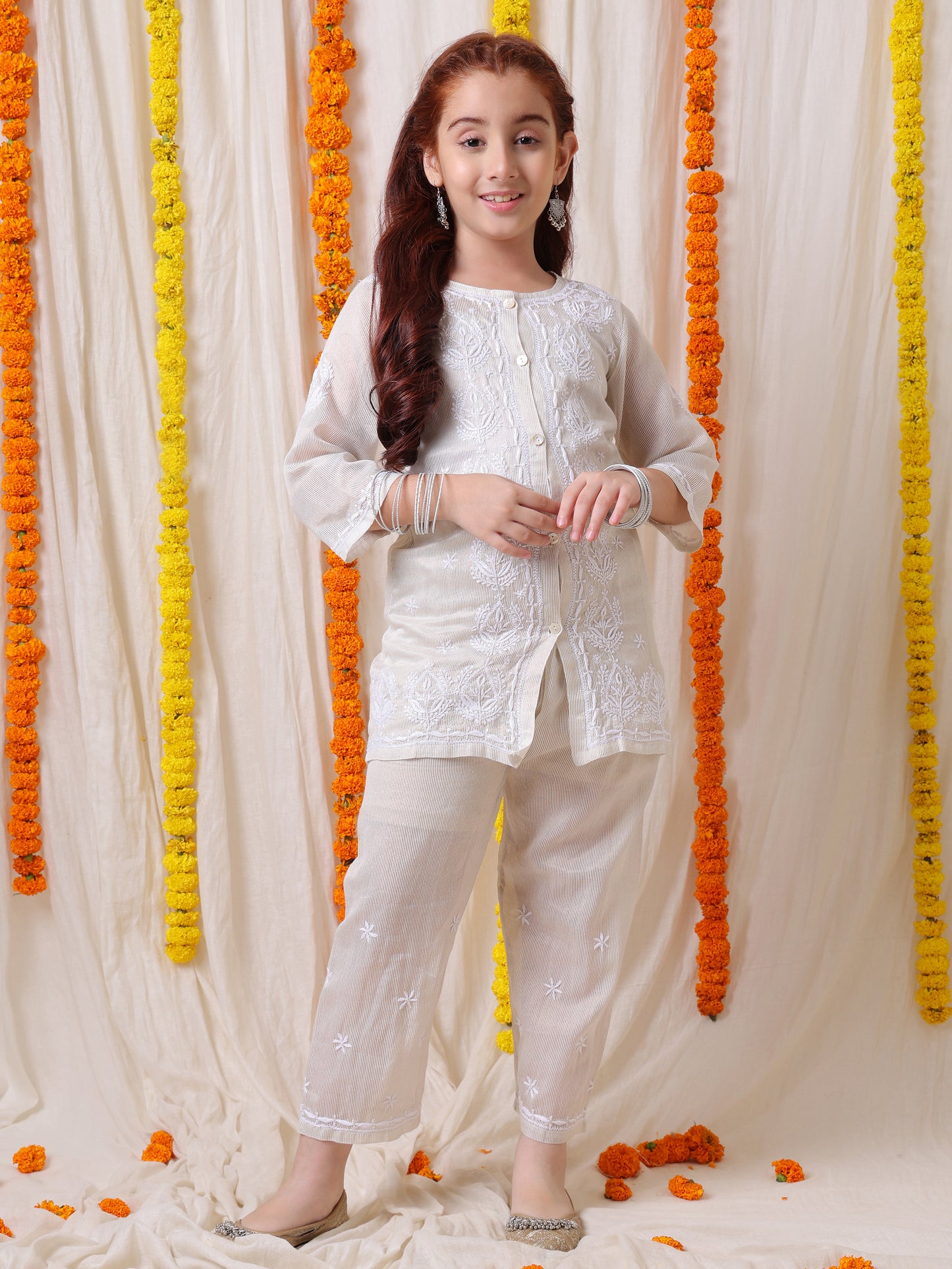 Hand Embroidered Lucknavi Chikankari Co-ord Set