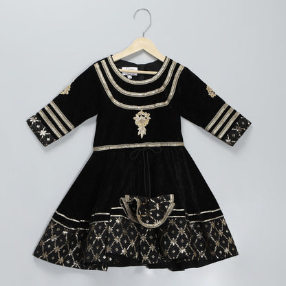 BLACK COLOR ANARKALI SET WITH DUPPATA