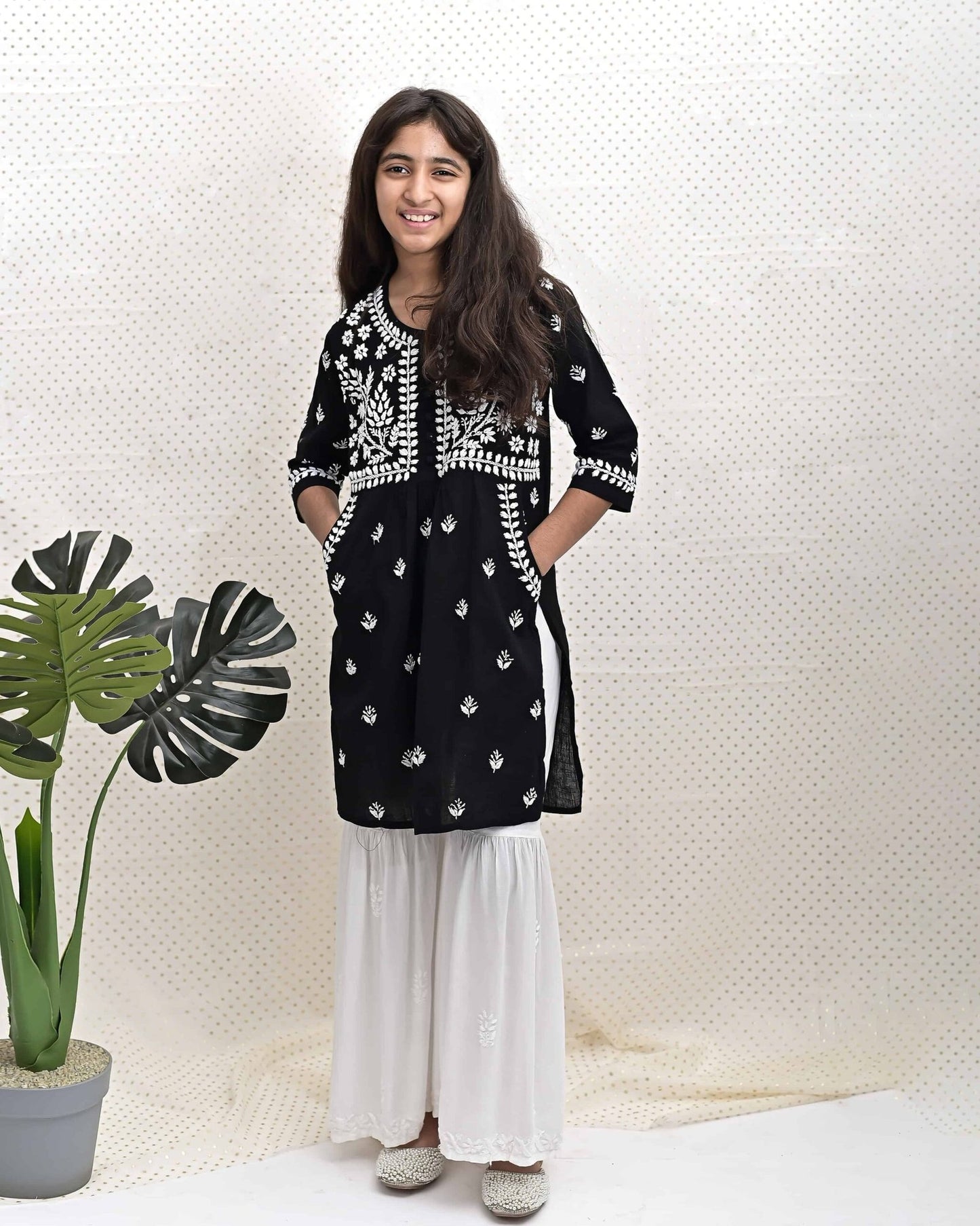 BLACK CHIKANKARI SUIT SET