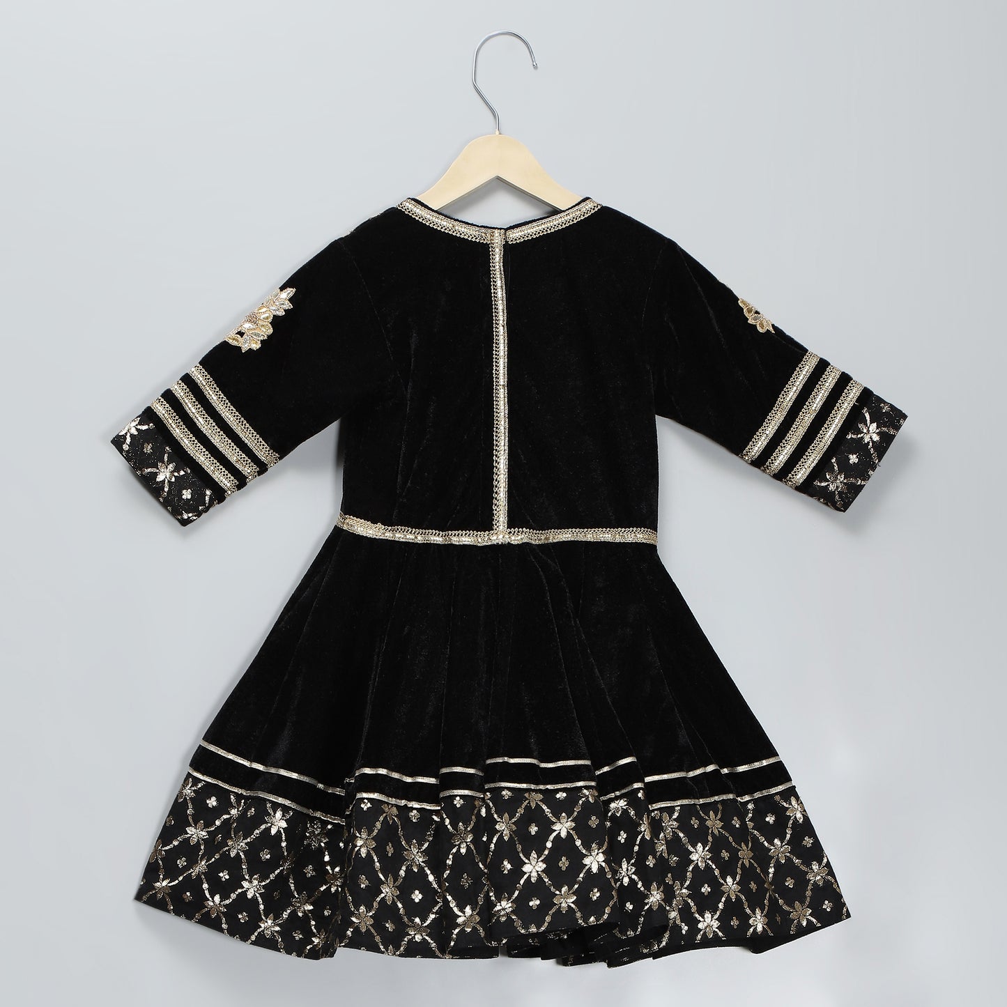 BLACK COLOR ANARKALI SET WITH DUPPATA