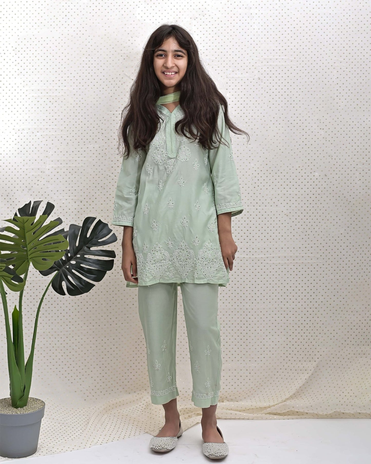 PISTA GREEN CHIKANKARI SUIT SET