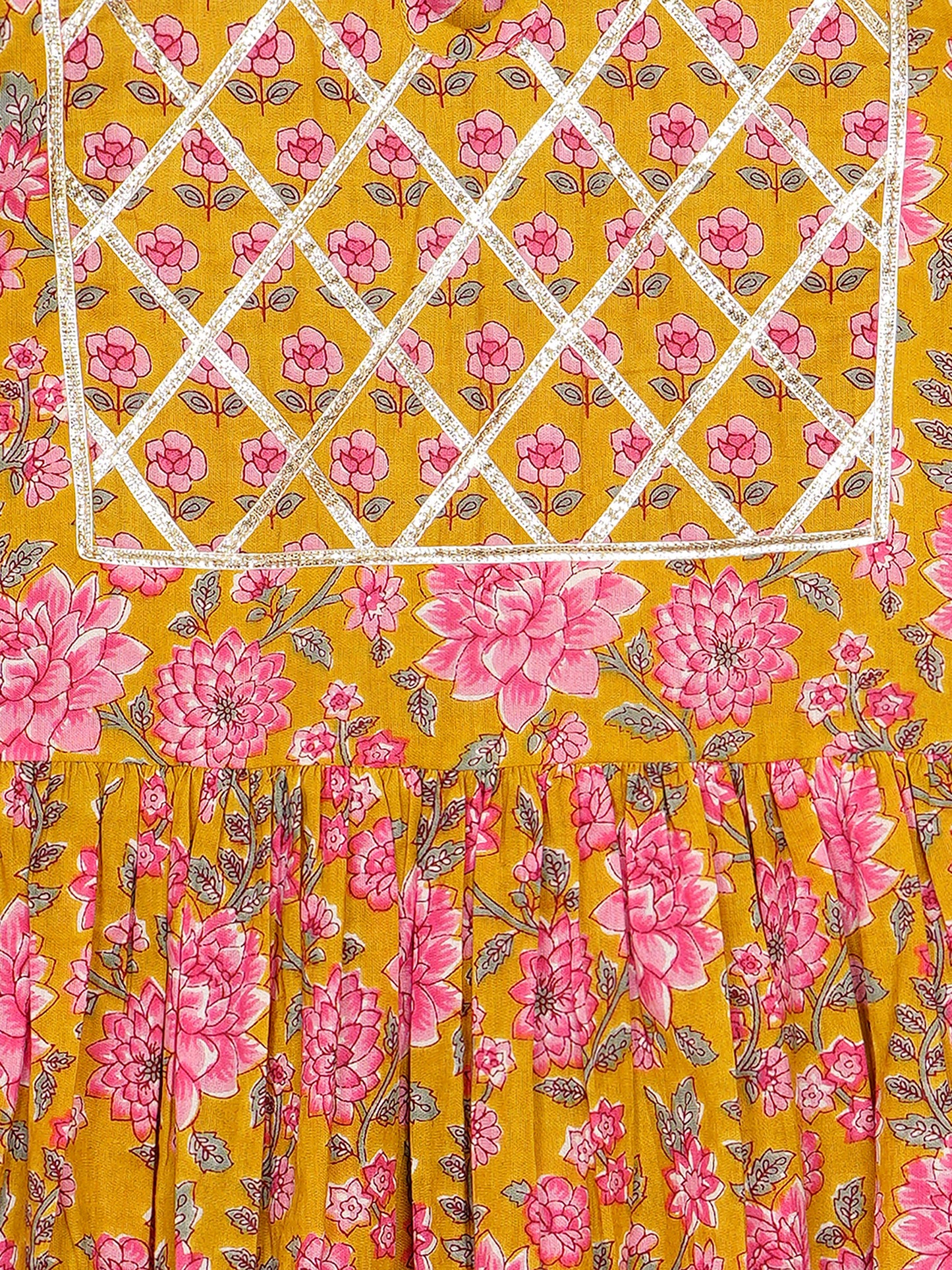 BANDHANI PRINTED 3/4 SLEEVE SHARARA SET