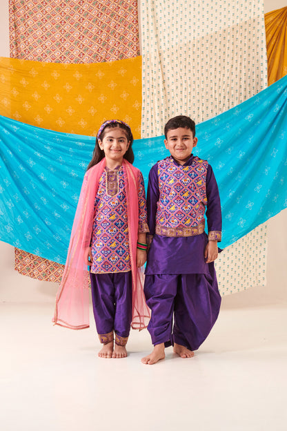 GIRL 3PC PATOLA  KURTA SET