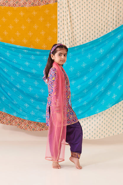 GIRL 3PC PATOLA  KURTA SET