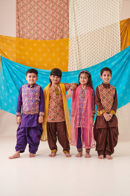 GIRL 3PC PATOLA  KURTA SET