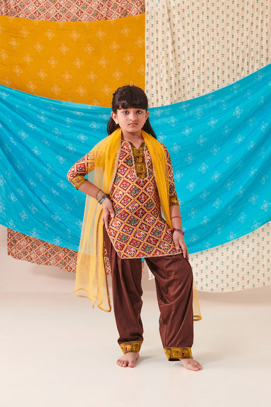 GIRL 3PC PATOLA  KURTA SET