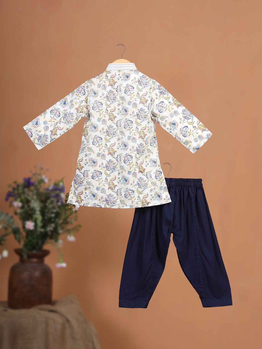 Floral Hemming Kurta Set