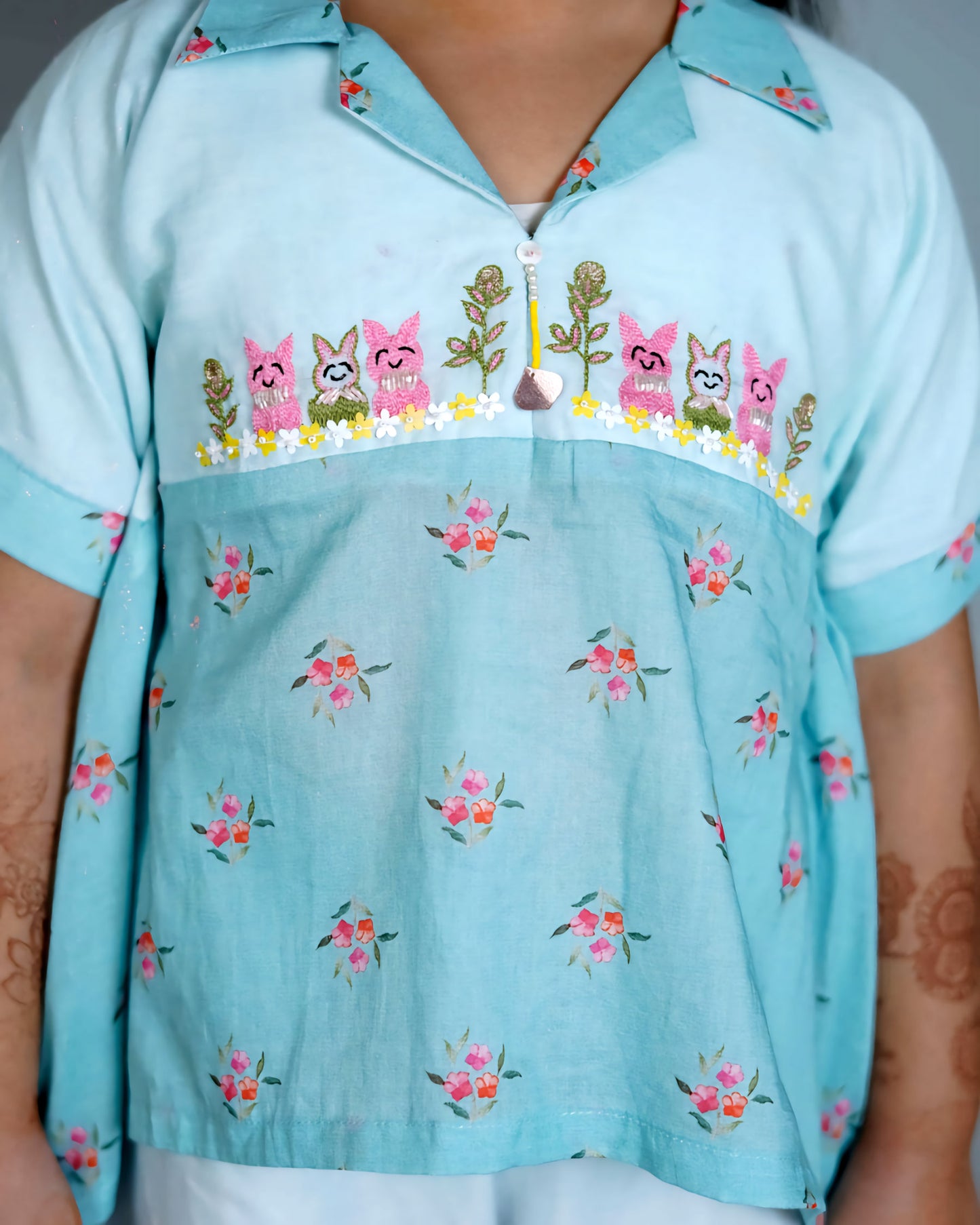 Girls Embroidered Assymetrical Kurta With Palazzo