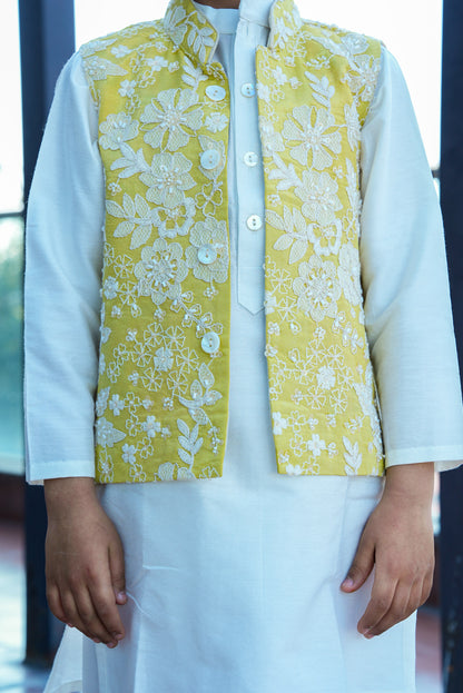 Kurta Pajama With Nehru Jacket