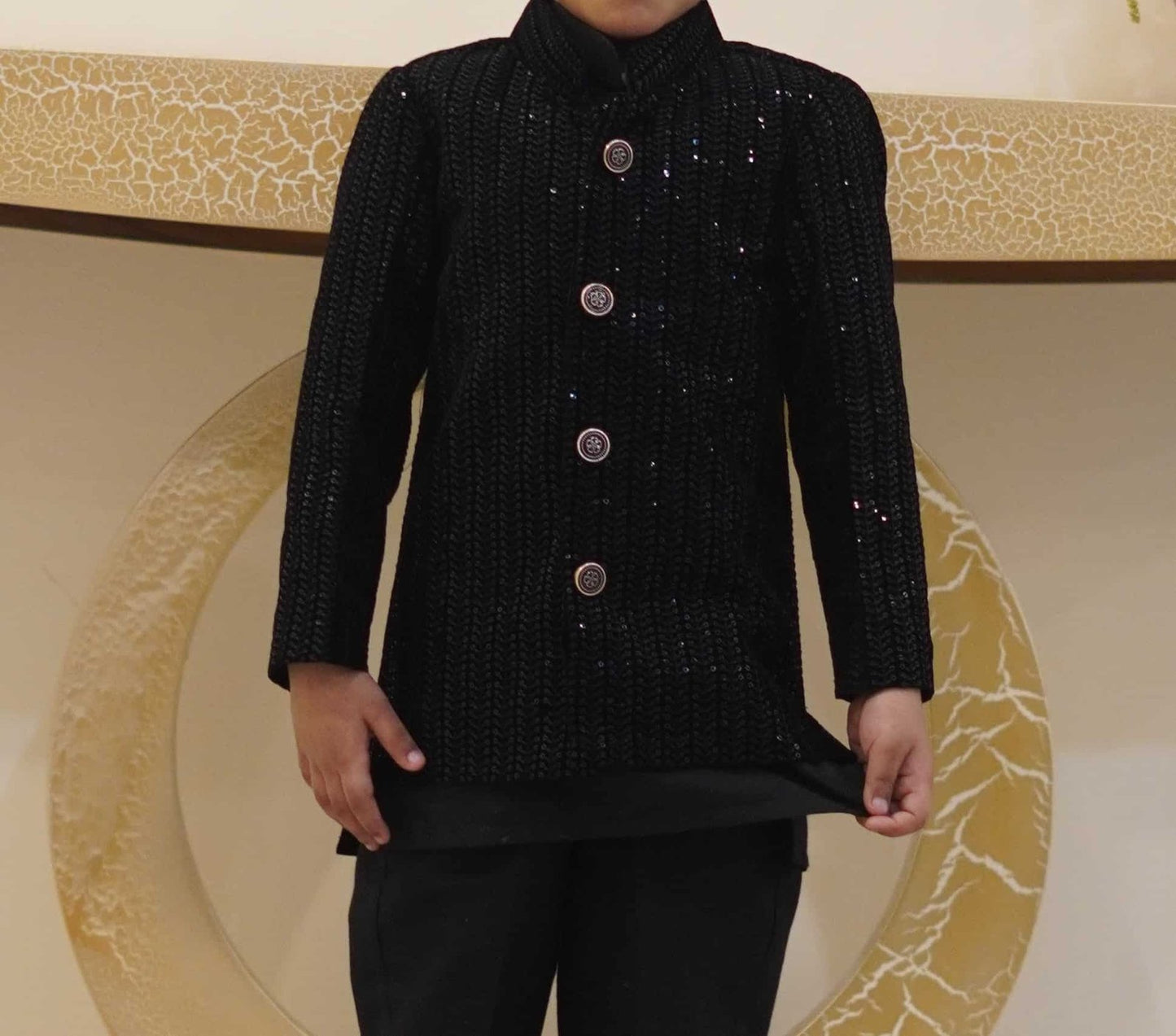 KURTA SET WITH EMBROIDERED JACKET