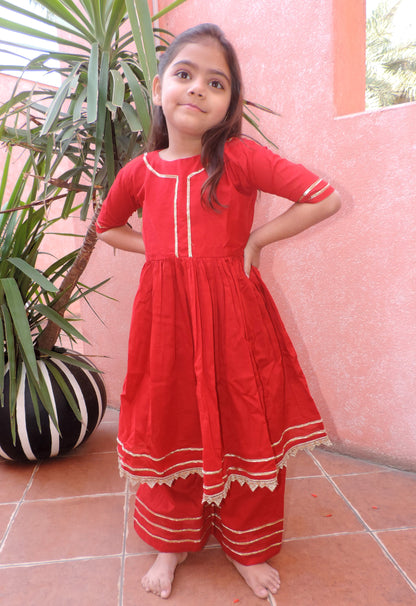 Half Sleeve Cotton Dress With Bottom - Red