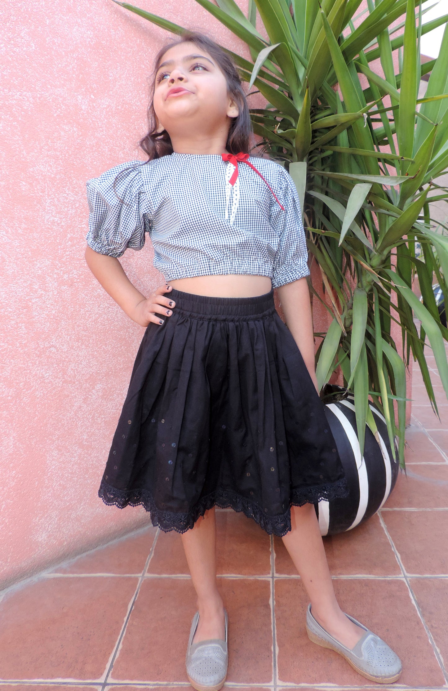 Black Skirt With Chex Half Sleeve Top Set