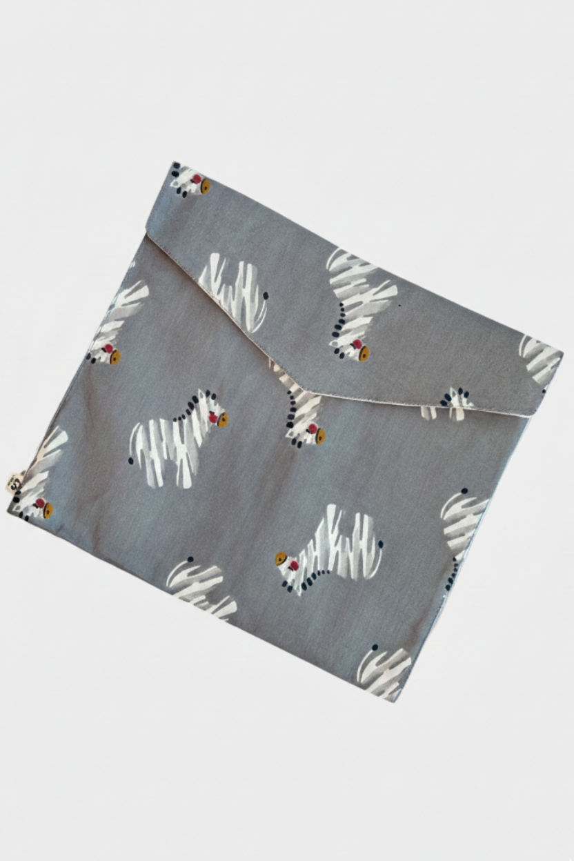 Gentle Zebras night suit