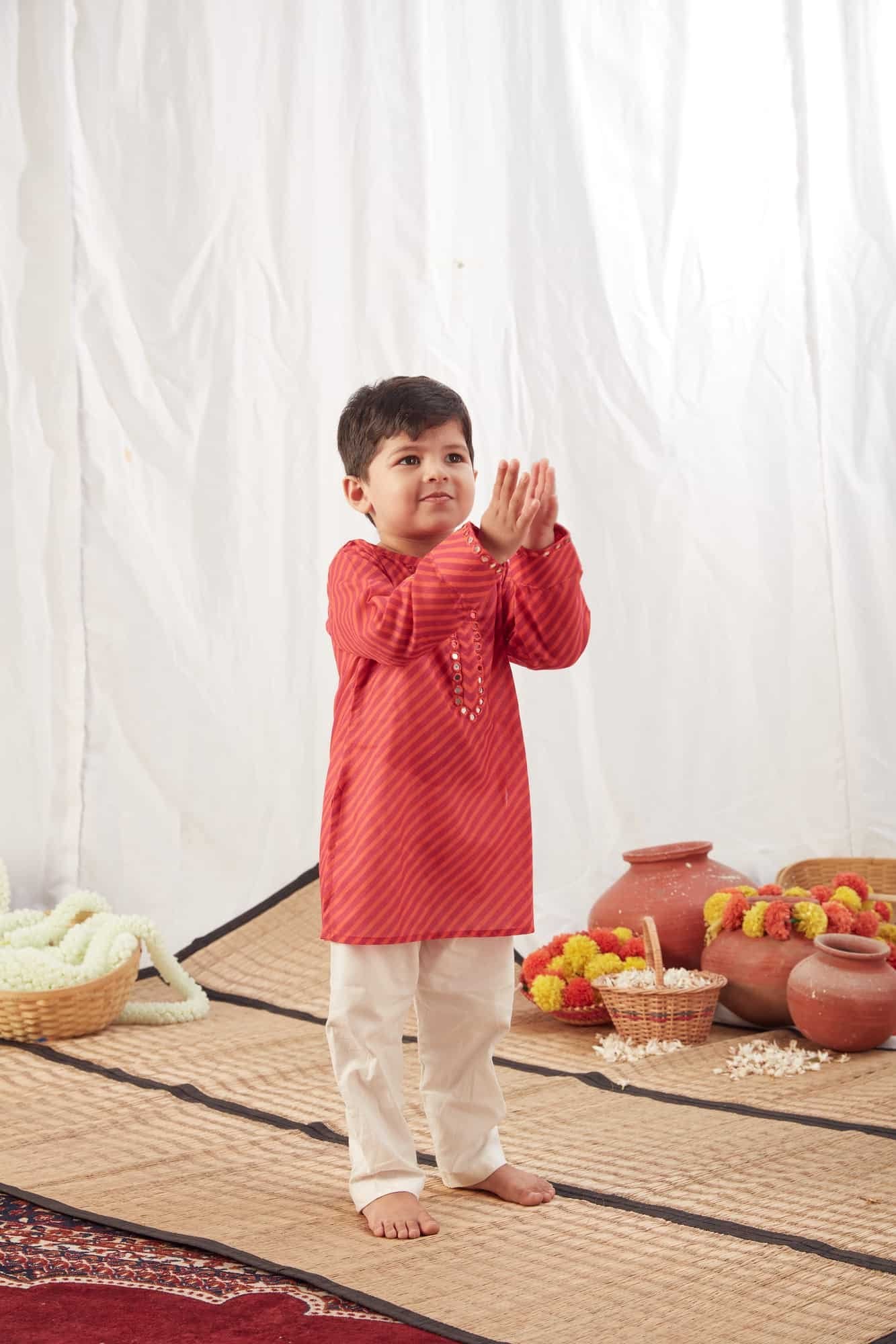 RED LEHERIYA KURTA WITH PANTS
