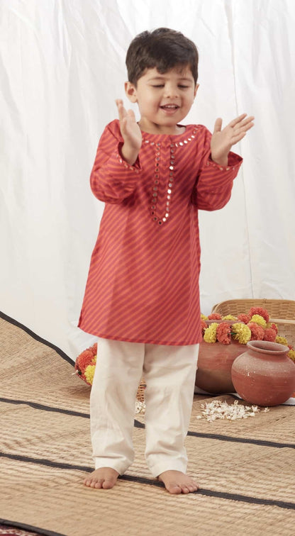RED LEHERIYA KURTA WITH PANTS
