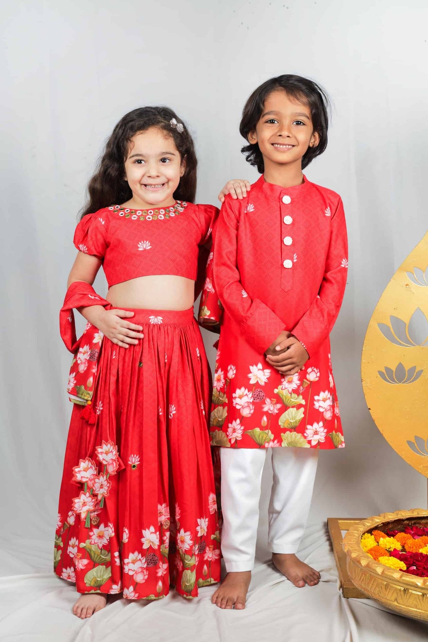 RED PICHWAI LEHENGA