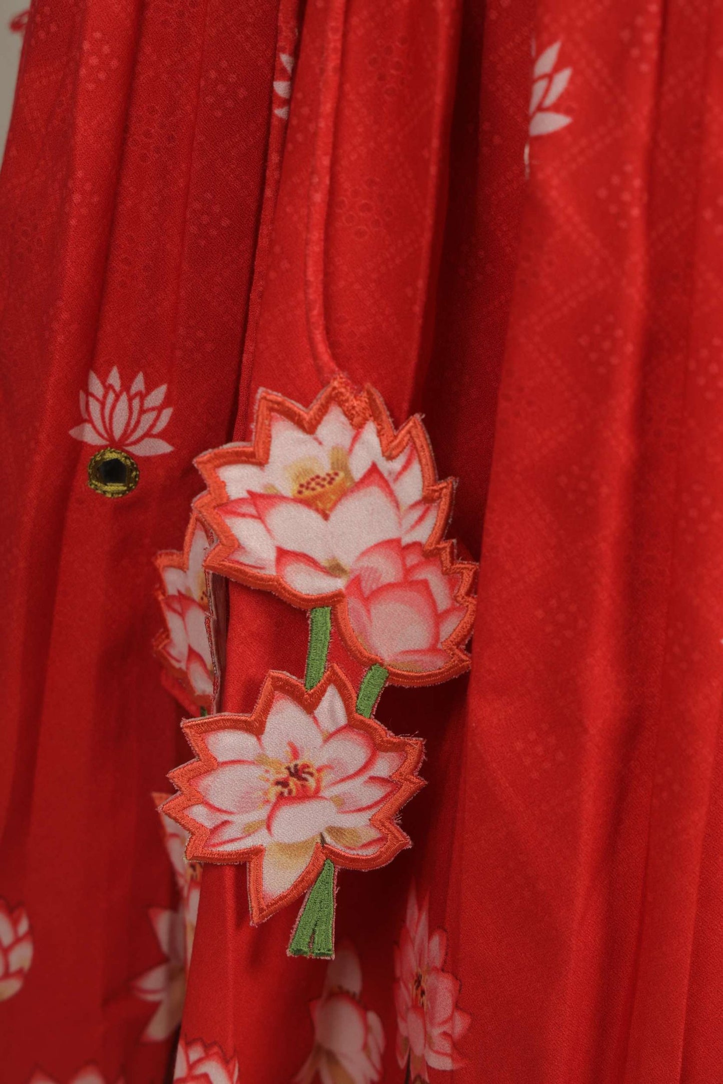 RED PICHWAI LEHENGA