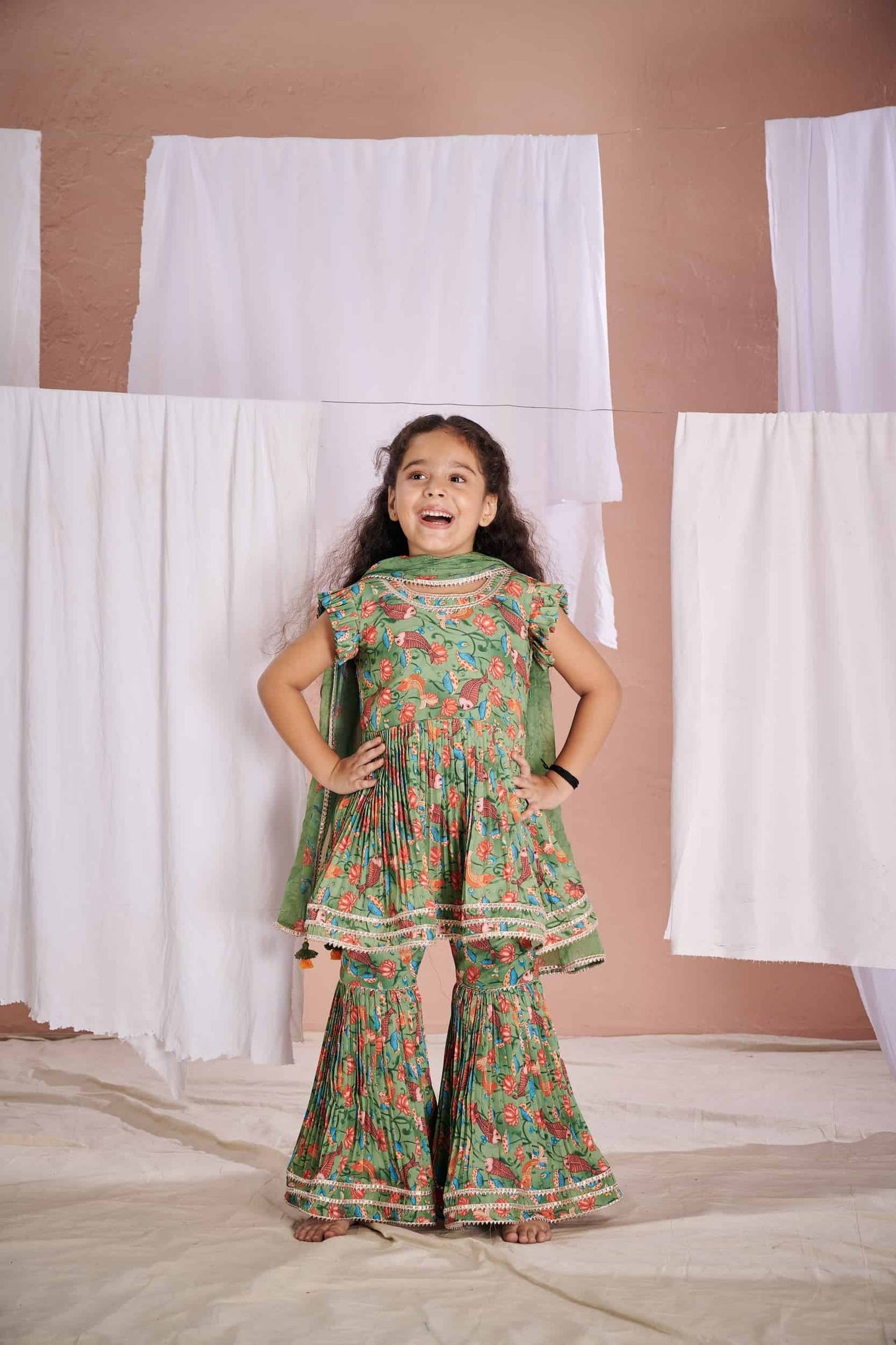 GREEN FISH SHARARA SET