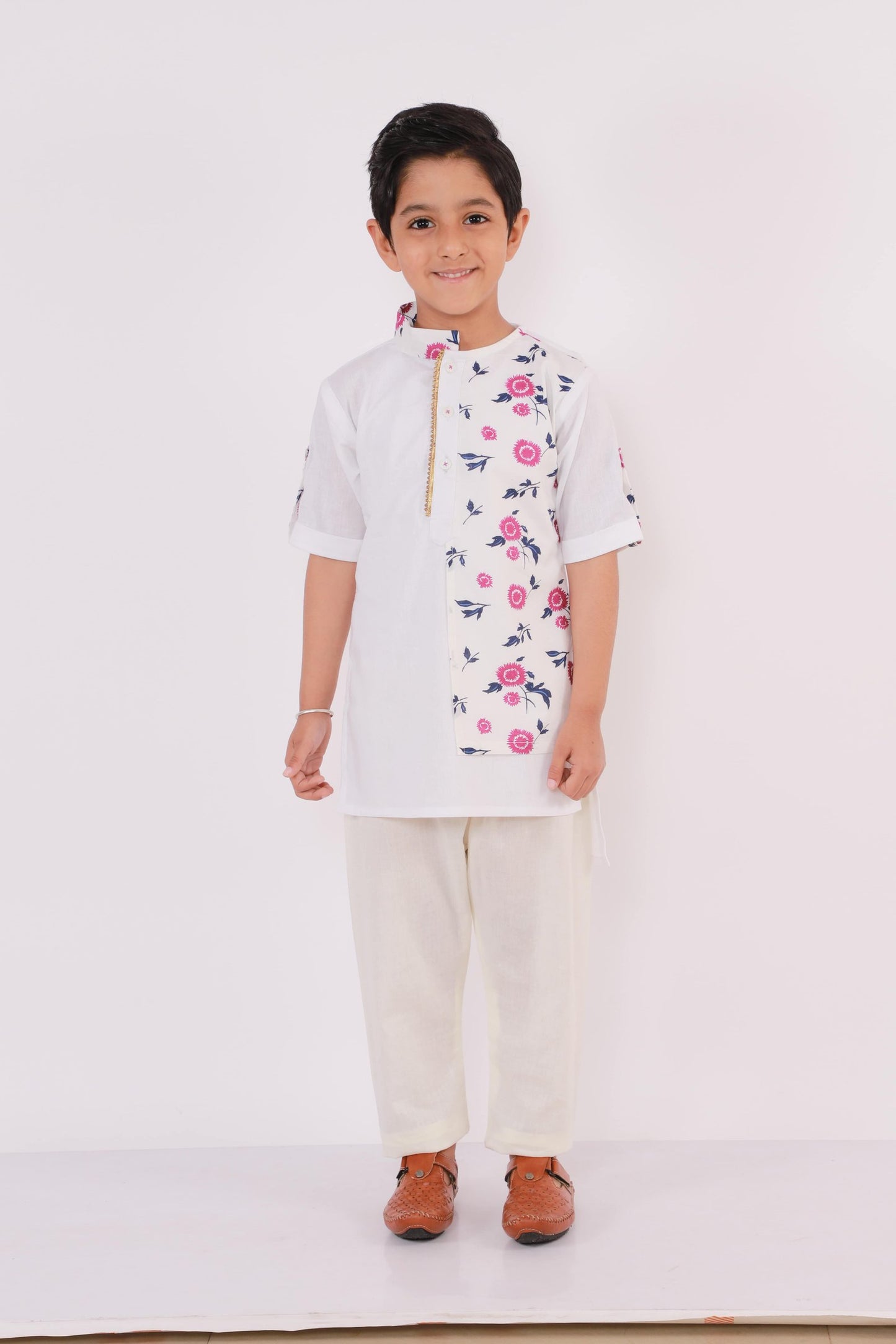 WHITE PRINTED LAYERED KURTA WITH PYJAMA