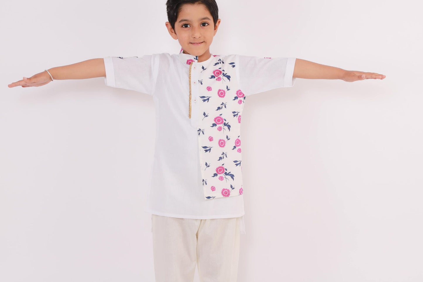 WHITE PRINTED LAYERED KURTA WITH PYJAMA