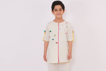 OFF WHITE GULAL HOLI EMBROIDERED  KURTA PYJAMA SET