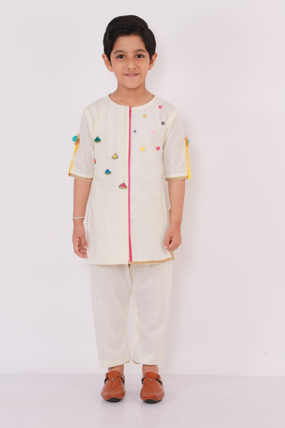 OFF WHITE GULAL HOLI EMBROIDERED  KURTA PYJAMA SET