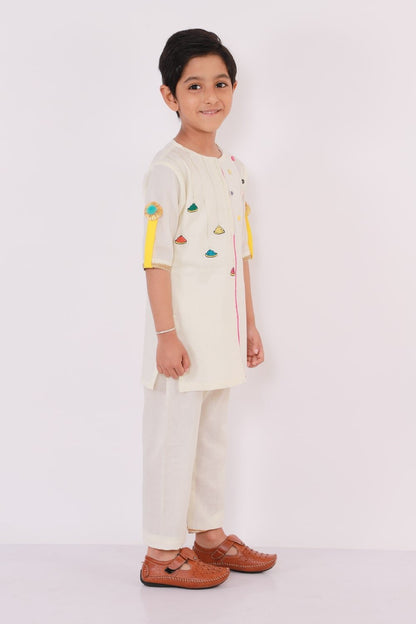 OFF WHITE GULAL HOLI EMBROIDERED  KURTA PYJAMA SET