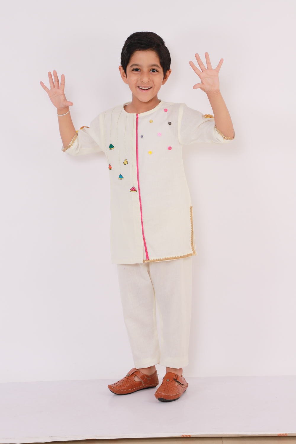 OFF WHITE GULAL HOLI EMBROIDERED  KURTA PYJAMA SET