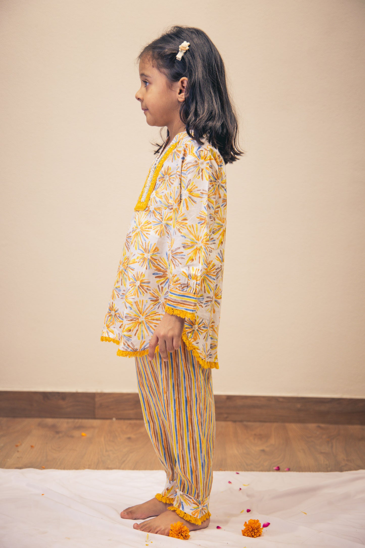 YELLOW-FLORAL-KURTI-SALWAR