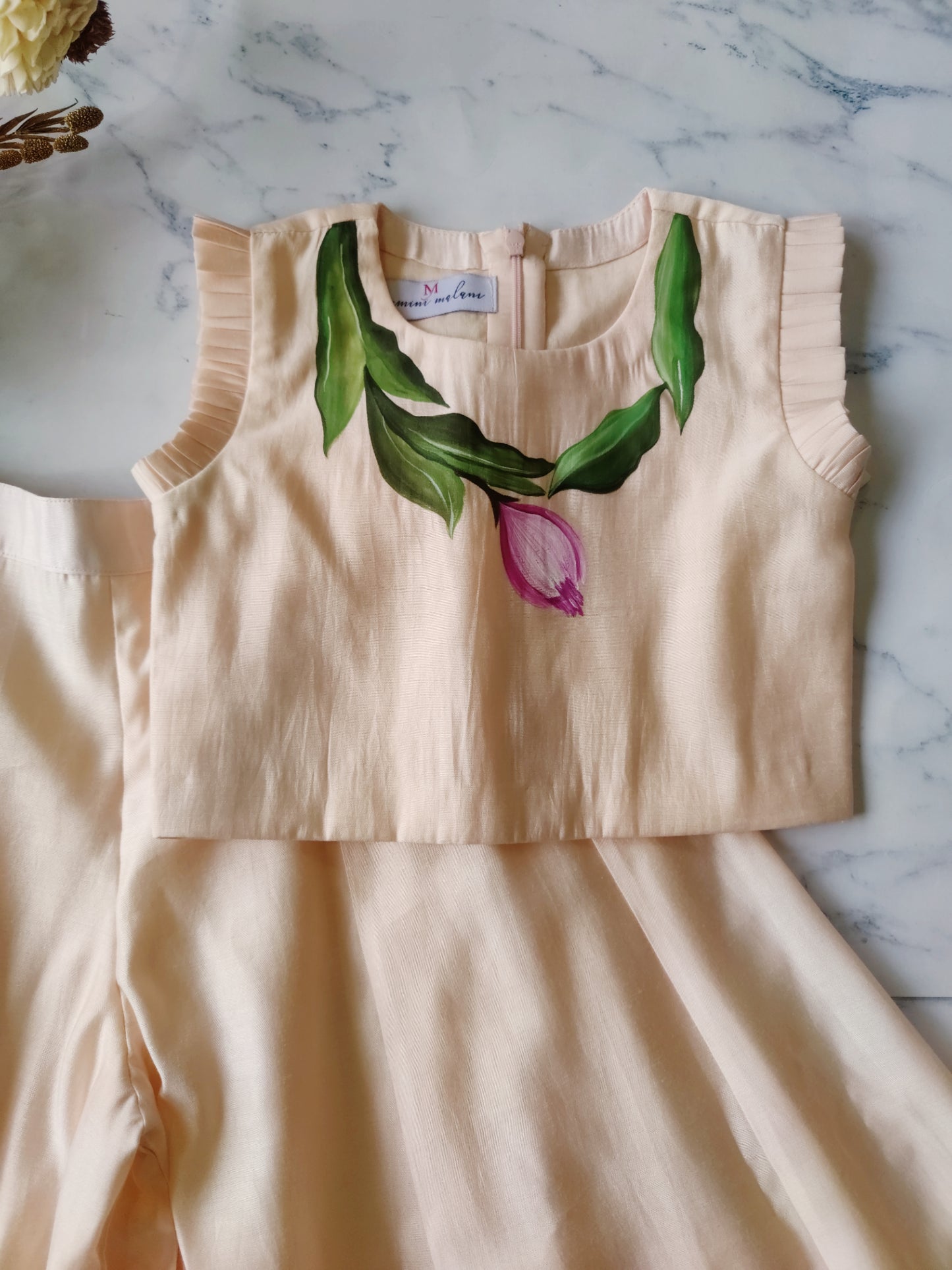 Tulip Handpainted Set
