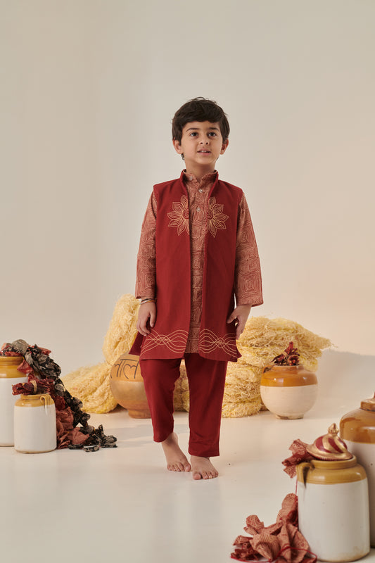 BOY FLORAL EMBROIDERED BANDI SET