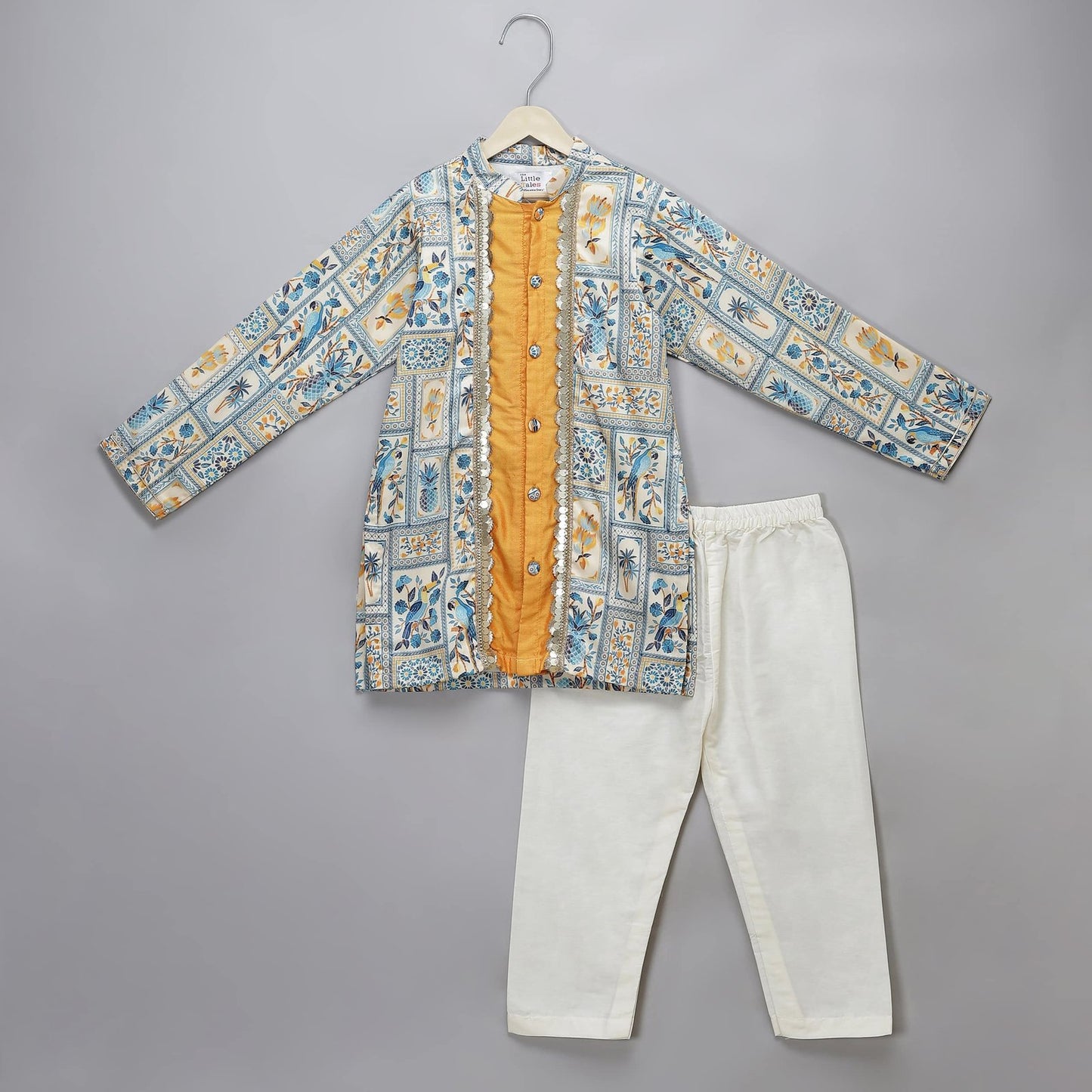 BLUE PARROT PRINTED KURTA PYJAMA SET