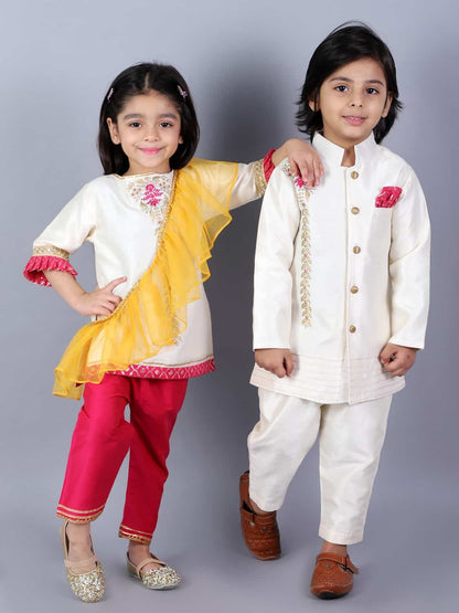 EMBROIDERED KURTA PJAMA WITH RUFFELED DUPATTA