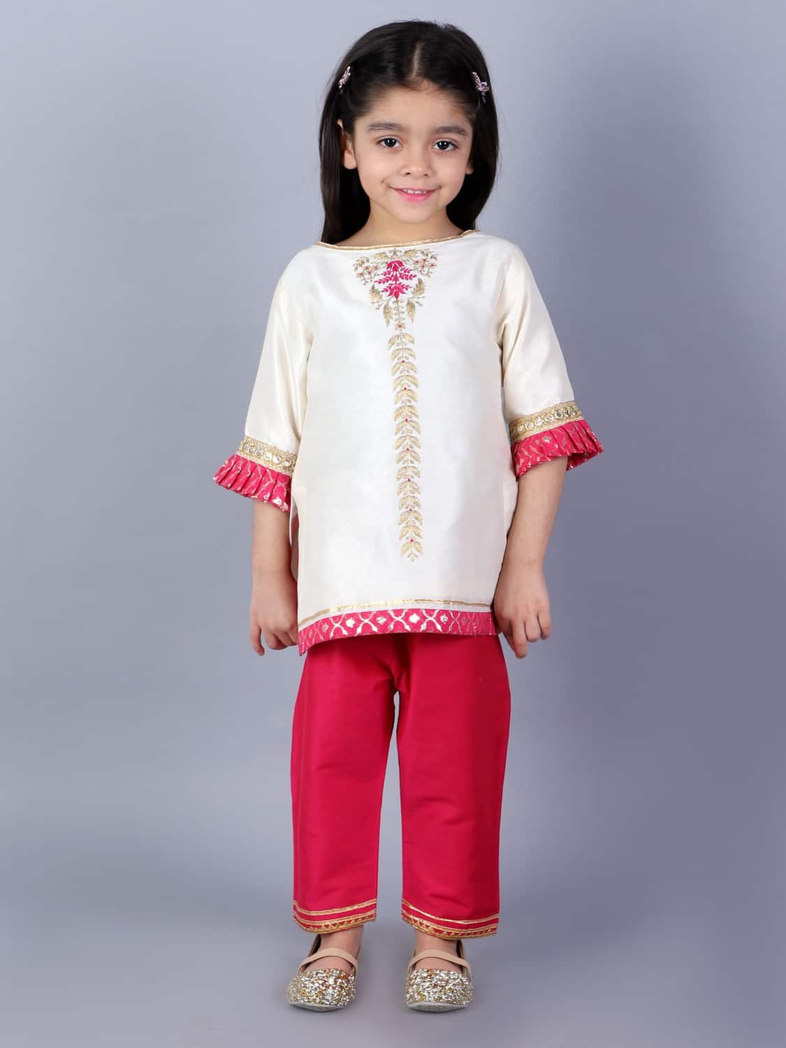 EMBROIDERED KURTA PJAMA WITH RUFFELED DUPATTA