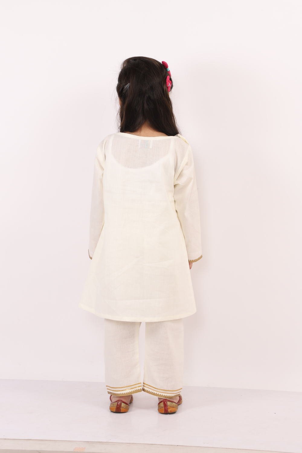 HAPPY HOLI YOKE EMBROIDERED KURTA PYJAMA