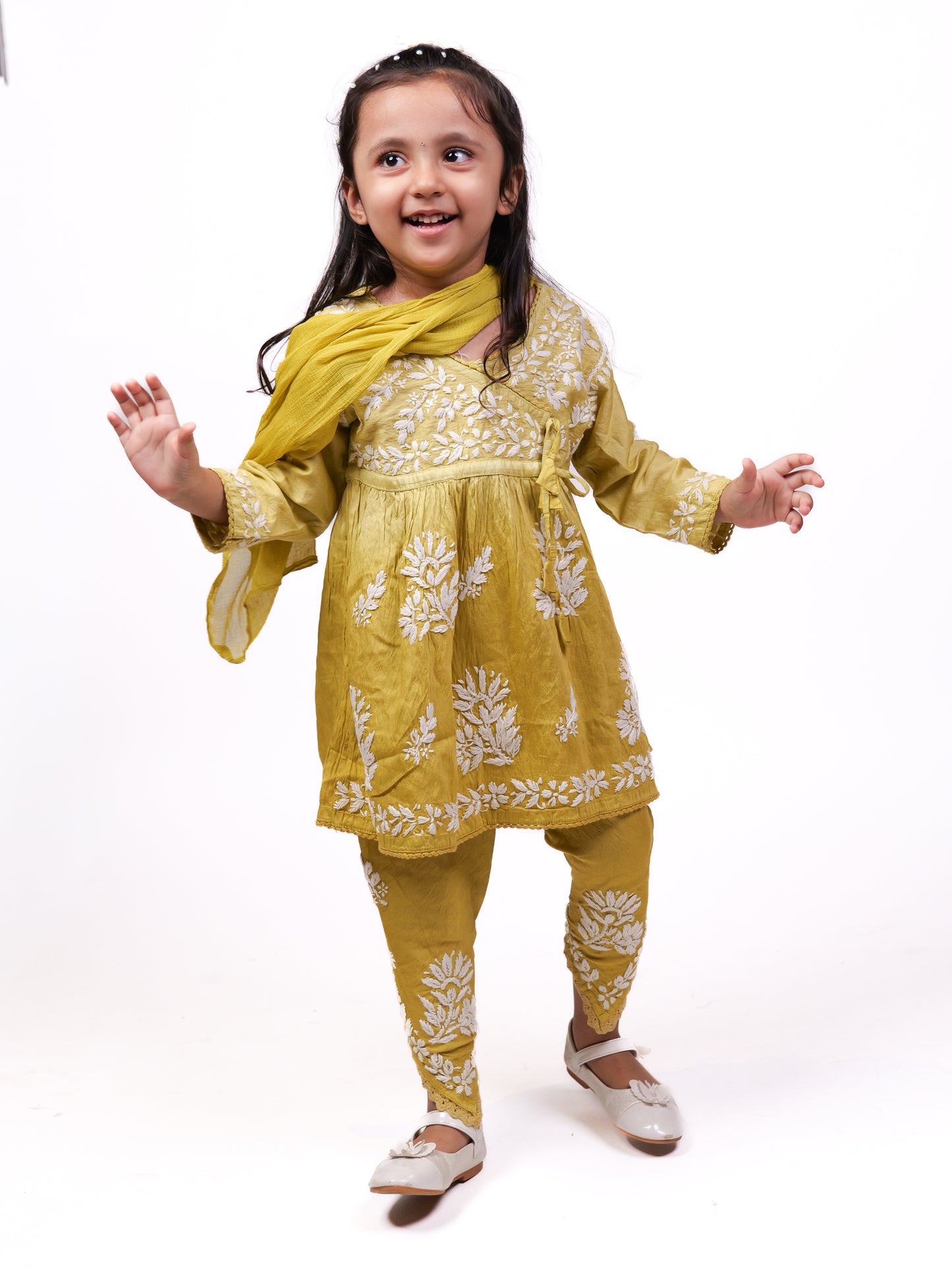 3-piece chikankari suit set