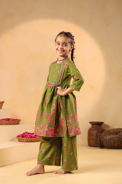 GIRL  GENDA PHOOL PRINT KURTA SET-MEHANDI GREEN